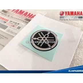 Expert- EMBLEM LOGO YAMAHA COVER SAYAP LAMPU SEN DEPAN BAWAH NMAX , AEROX 155