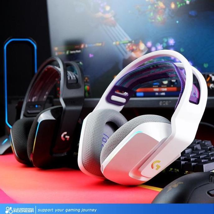 Logitech G733 Lightspeed RGB Wireless Gaming Headset G-733