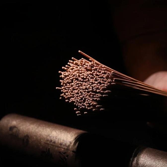 dupa gaharu asli wangi super dupa cendana keraton  hio wangi tahan lama dupa jepang kode 431