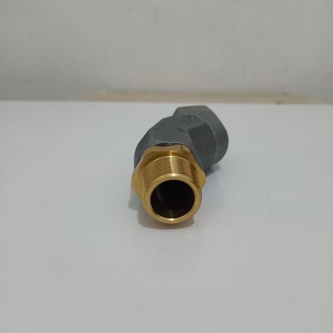 Swivel S Konektor Selang Nozzle
