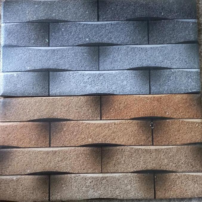 KERAMIK DINDING 20X40 KASAR MATT TIMBUL 3D BATU ALAM - COKELAT DAN ABU