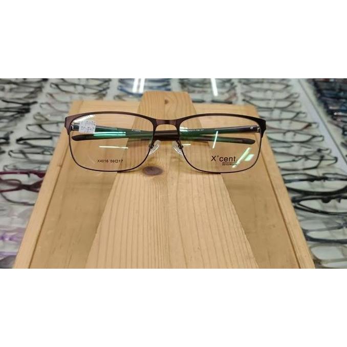 Kacamata xcent dengan lensa hoya progresif