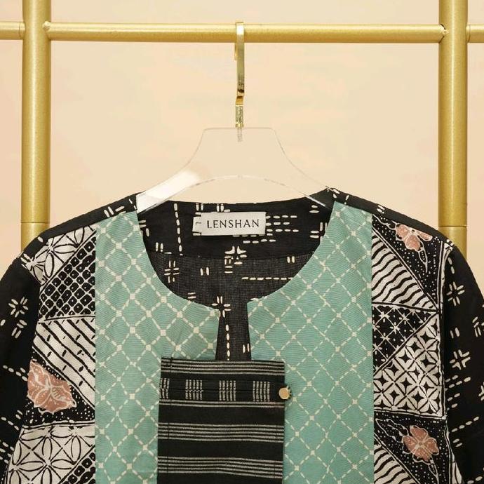 Atasan Batik Wanita MASAYU Hitam