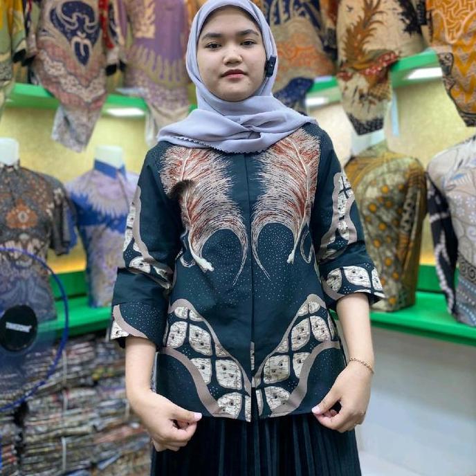 Newgir- Blouse Batik Atasan Wanita Kerja Qistina Batik Motif Hijau Botol Bahan Katun Model Kancing D