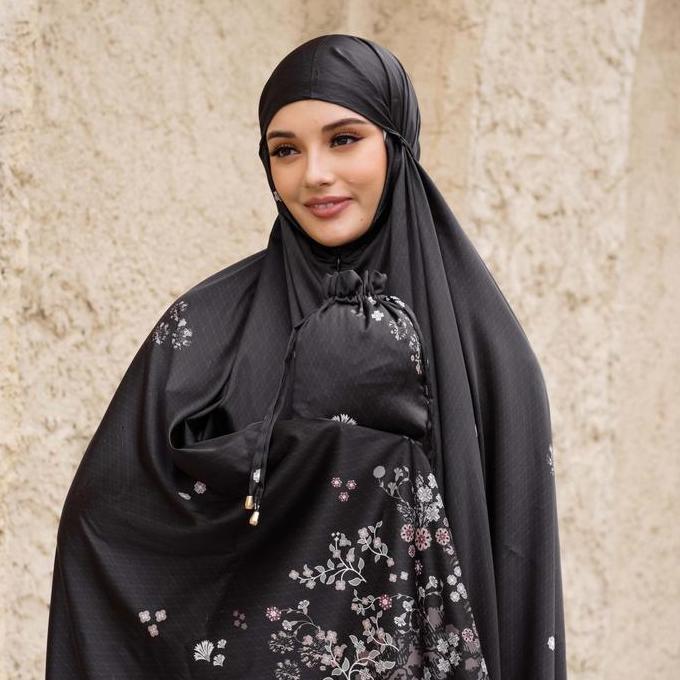 Howel And Co - Halwa (Mukena)