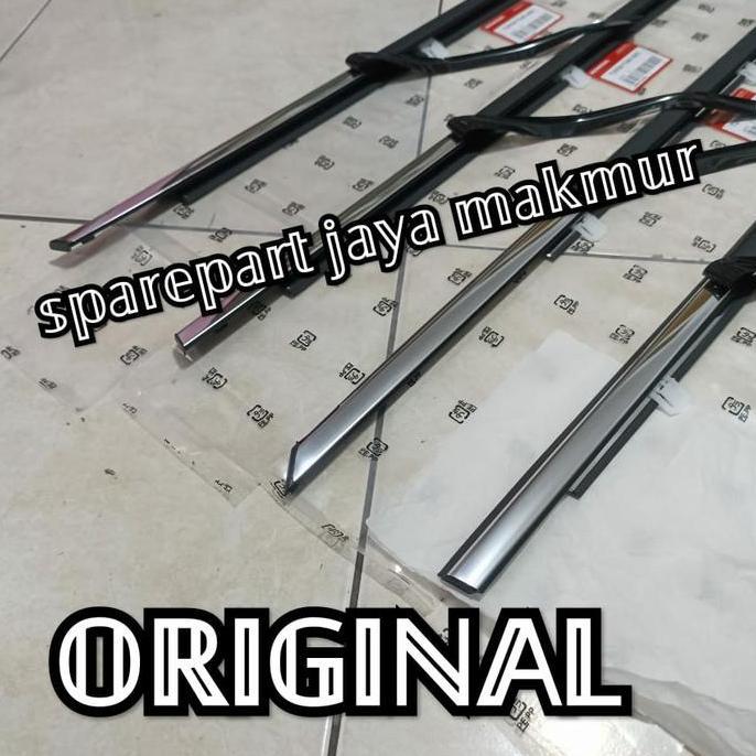 PELIPIT KARET KACA LUAR HONDA CRV GEN4 GEN 4 2013-2018 ORIGINAL 4PCS ORIGINAL DAN TERPERCAYA