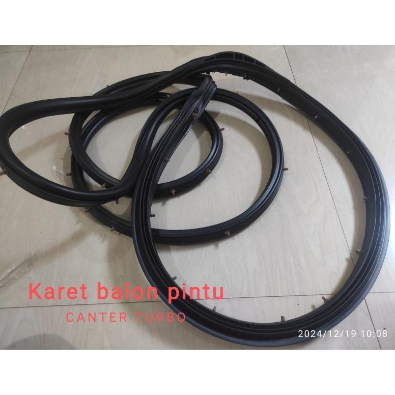 Open DS] Karet balon pintu bagian luar ( Daun pintu) mobil CANTER TURBO 125 PS