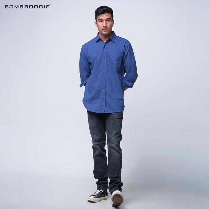 Bomboogie Kemeja Lengan Panjang Pria Regular Zama Blue 24952B5BL