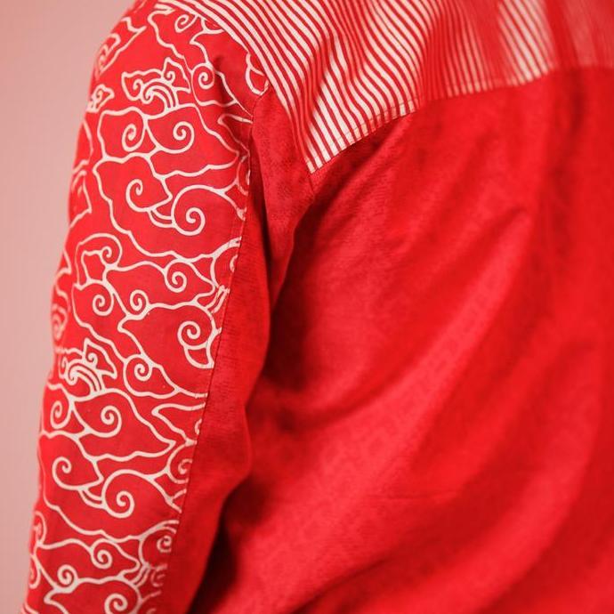 BATIK TRUSMI Merdeka Collection Jaket Bomber Batik Mega Mendung Baju Merah Motif Nyaman Panjang Komb