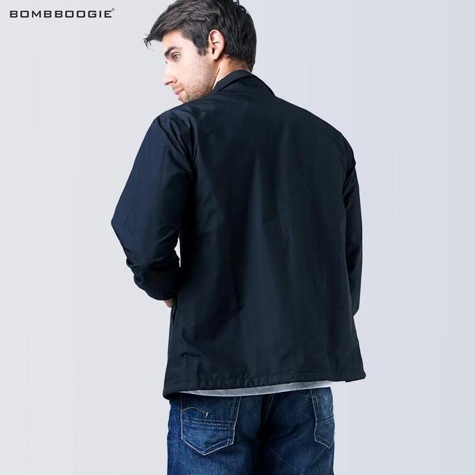 Bombboogie Jaket Pria Orca Black Coach Jacket 34101B8BK