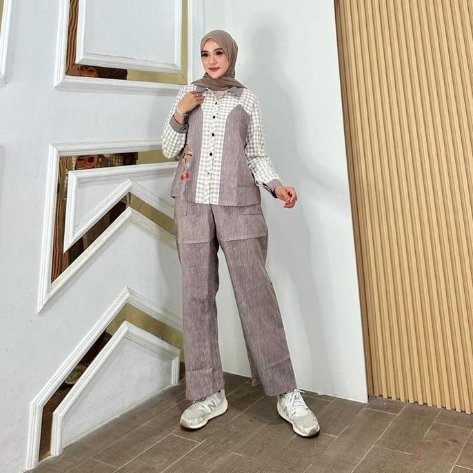 Sabita One Set Celana Katun Kotak Fashion Muslim Wanita Kekinian