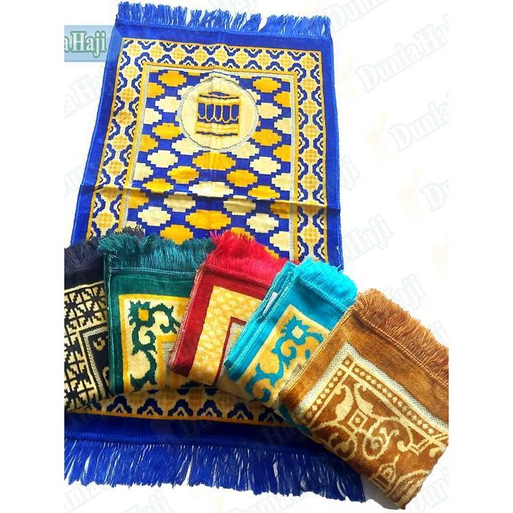 Sajadah Tebal Personal Izmir 55x110cm Bahan Bludru Turki Bulu Turkey