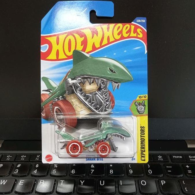 Hot Wheels Shark Bite Treasure Hunts