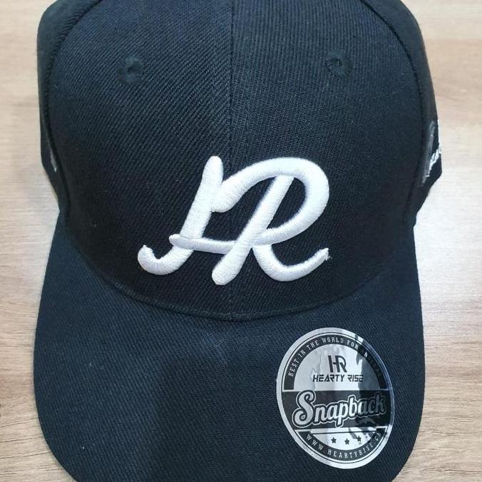 Hearty Rise Snapback Cap