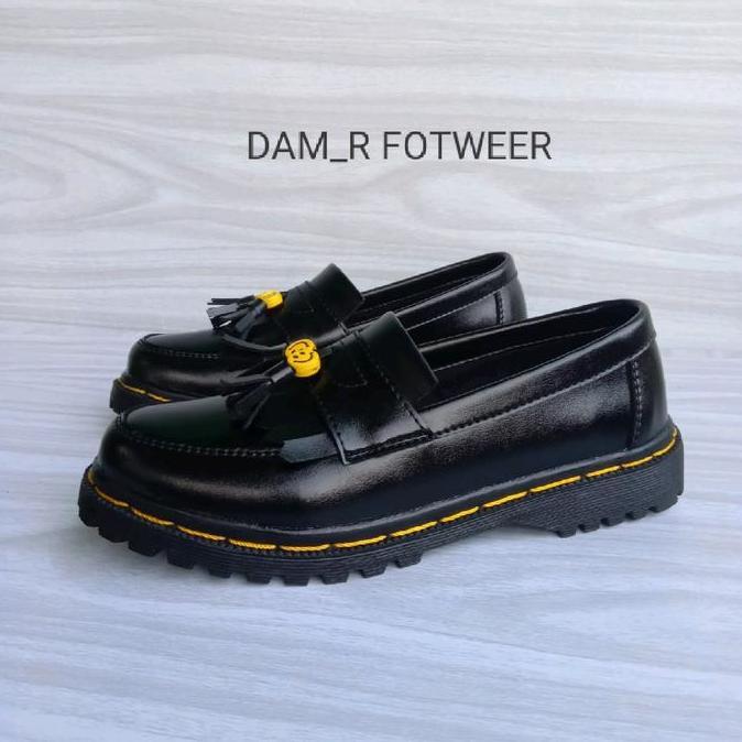 Sepatu slip-on pria loafers smile/Sepatu Penny loafers smile pria wanita (UNISEX) FREE KAOS KAKI Fla