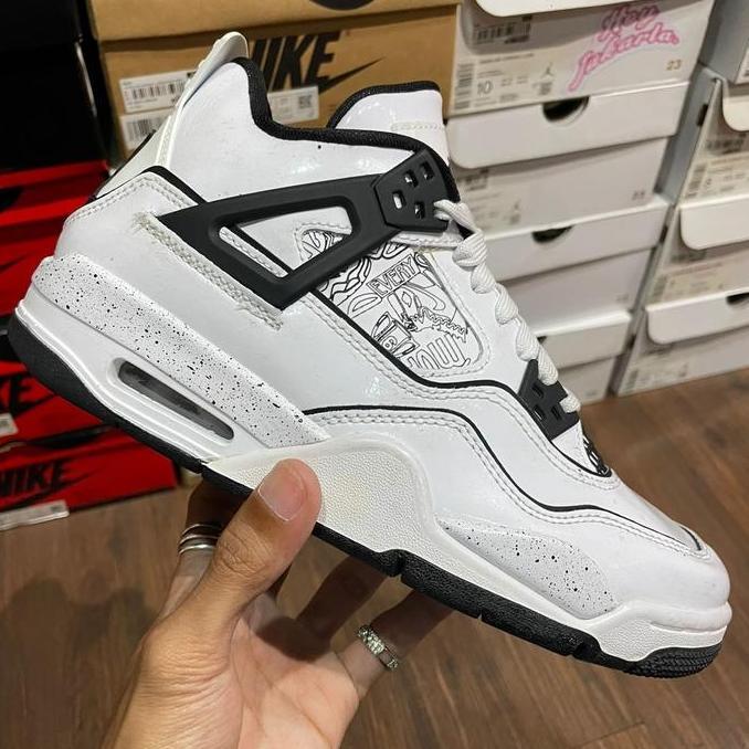 Sepatu Jordan 4 Retro Gs - White / Black