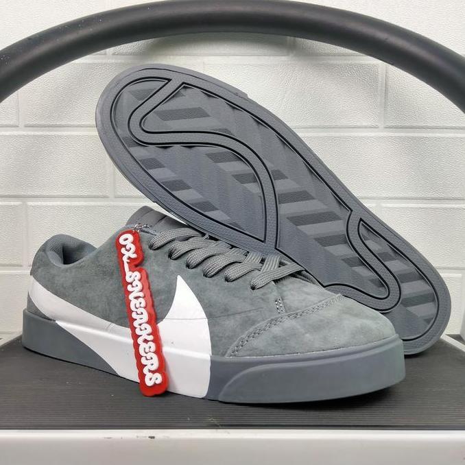 sepatu sneakers NK blazer city low lx grey black