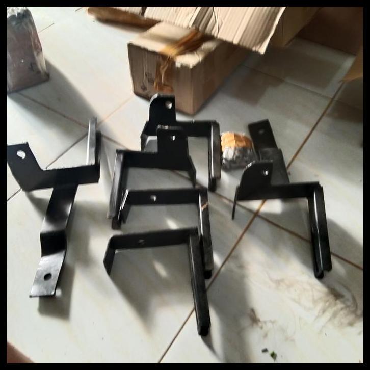 TERLARIS BRACKET FOOT STEP INJAKAN SAMPING MOBIL APV LAMA / APV ARENA KOMPLIT 