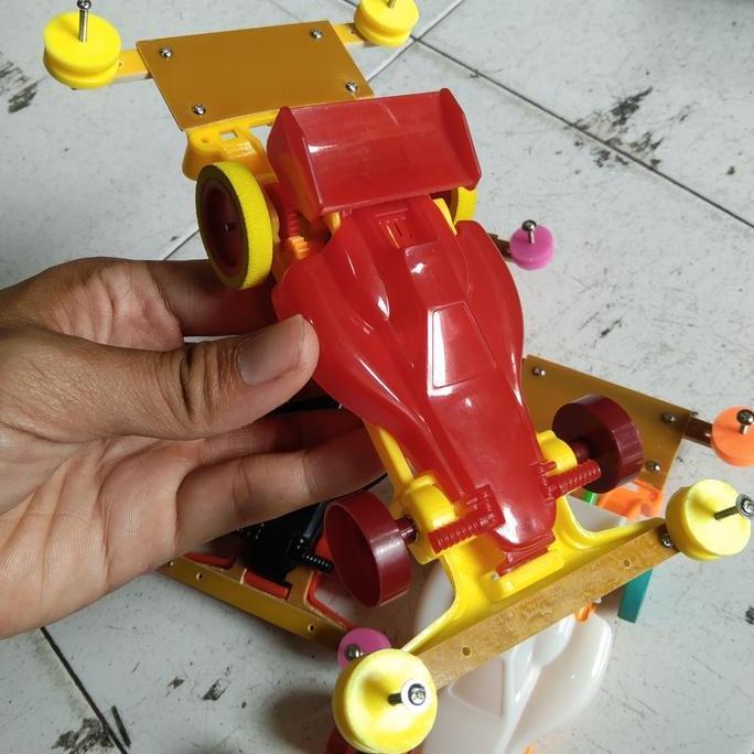 TAMIYA SLOOP BODY ASTUTE CHASSIS SUPER 1