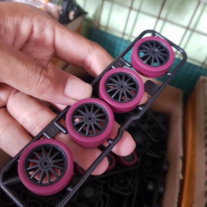 TAMIYA BAN MAROON VELG CARBON PIN MEDIUM