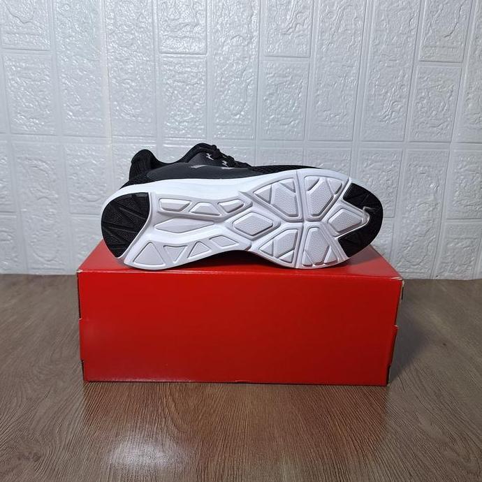 Sepatu Running New Balance Dynasoft DRFT Black