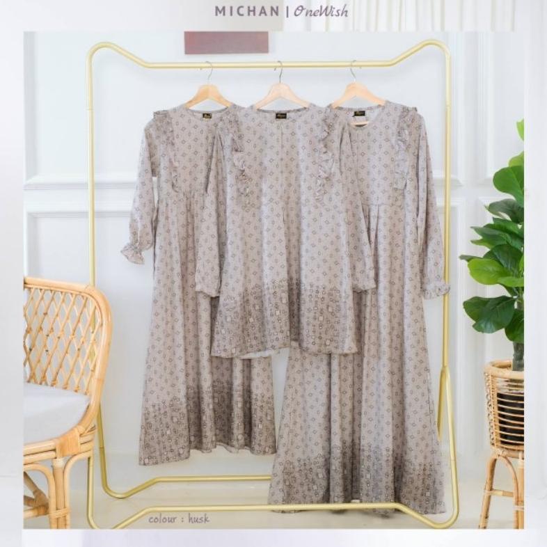 Baju seragam keluarga Baju lebaran keluarga sarimbit batik lebaran Baju muslim seragam keluarga sari