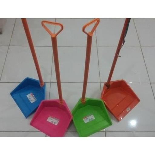 Clapix- Pengki / Serok Sampah Plastik Lion Star / Nagata