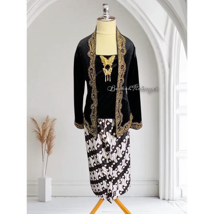 Setelan Kebaya Anak Bordir Stik / Kebaya Anak + Jarik Wiru