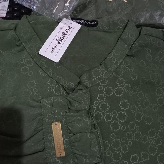 Murah [Gamis Hermosa] Gamis Embos Hermosa Motif Biscuit Hijau Sage-Gamis Embos Hijau Sage-Gamis Hija