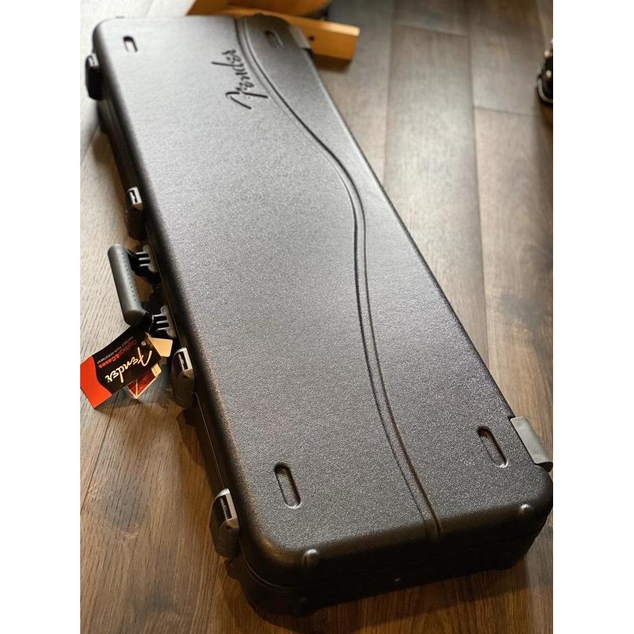 Murah Fender Molded ABS case for Jazz Bass and Precision Bass Non COD