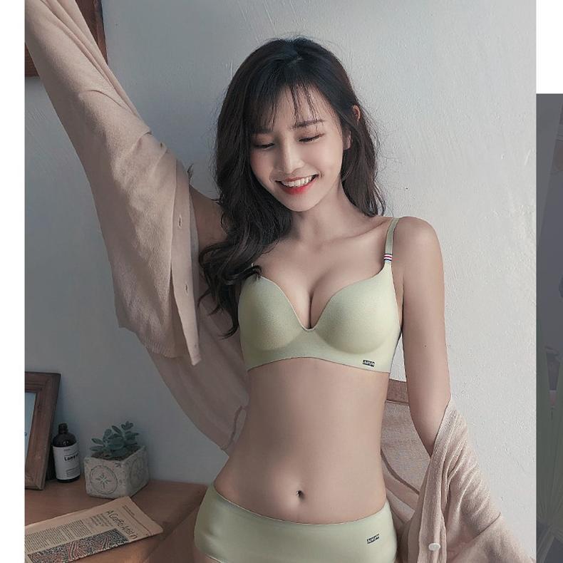 Kualitas Super` Chingu Pw033 Bra Wanita Sexy Fashion Cutting Kecil Tanpa Kawat Ada Pengait Belakang 