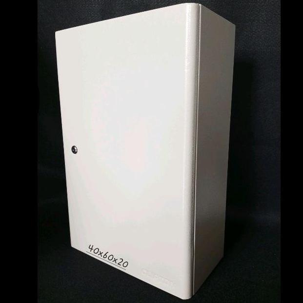 Listrikk- Box Panel Clipton 40 X 60 X 20 // Box Panel Clipton 40X60X20 / Box Panel 40 X 60 X 20 // B