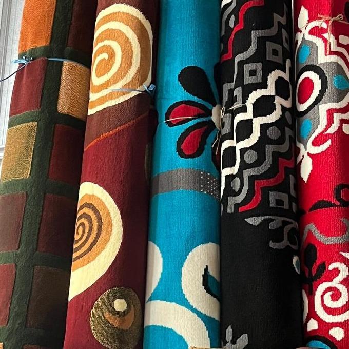 Karpet moderno ukuran jumbo 210x310