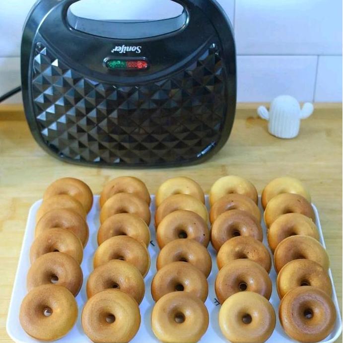 Donut Pancake Mini Maker / Cetakan Donat Mini / Pancake Donat [terbaik]