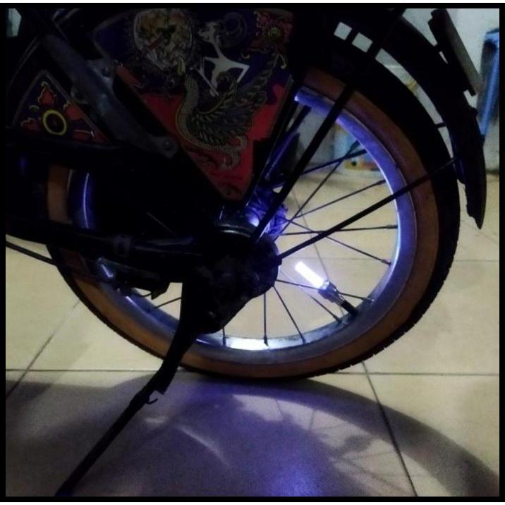 GRATIS ONGKIR TUTUP PENTIL BAN LED - LAMPU LED RODA MOTOR / MOBIL / SEPEDA (SENSOR GERAK) 