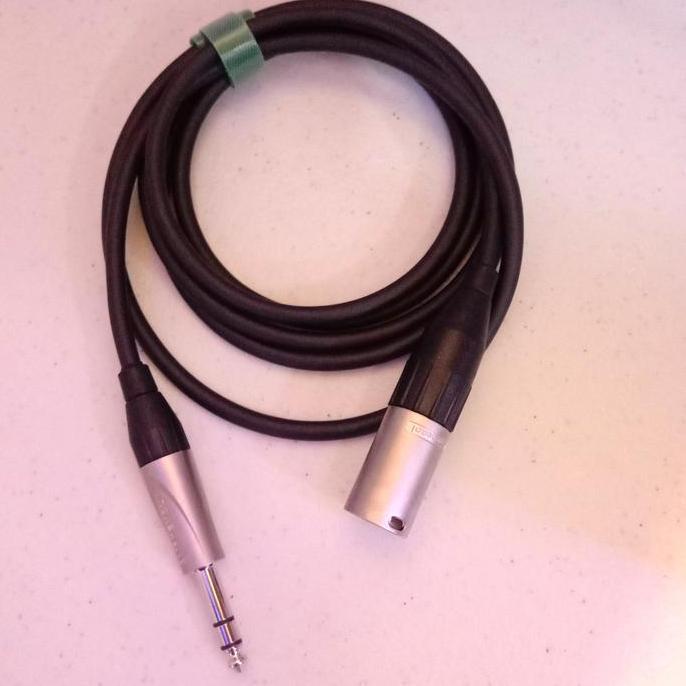 promo Trs to xlr male 2 meter mogami 2582 amphenol ts3p ac3m