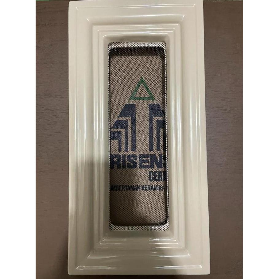 Roster / Loster Keramik Trisensa / Lubang Angin 20x40 cm Motif Kasa