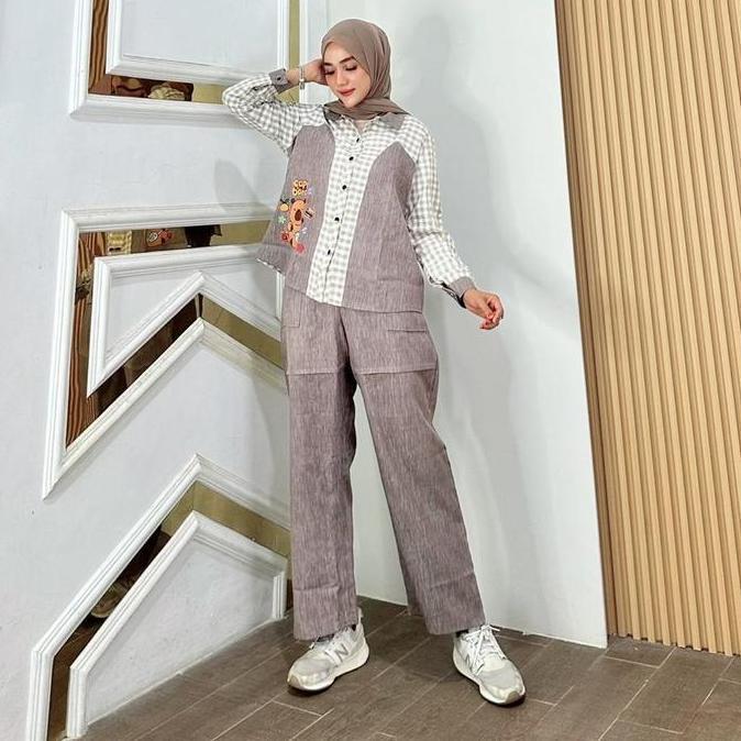 Sabita One Set Celana Katun Kotak Fashion Muslim Wanita Kekinian