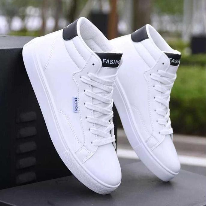 Discount Sepatu Boot Putih Keren/Spatu Bot Pria Wanita Terbaru