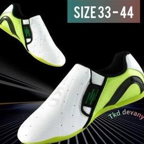 Sepatu Taekwondo, sepatu olah raga taekwondo