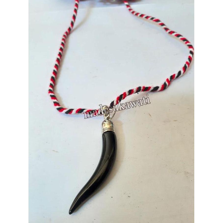 #@#@#@#@] Kalung benang tridatu necklaces gantungan Taring