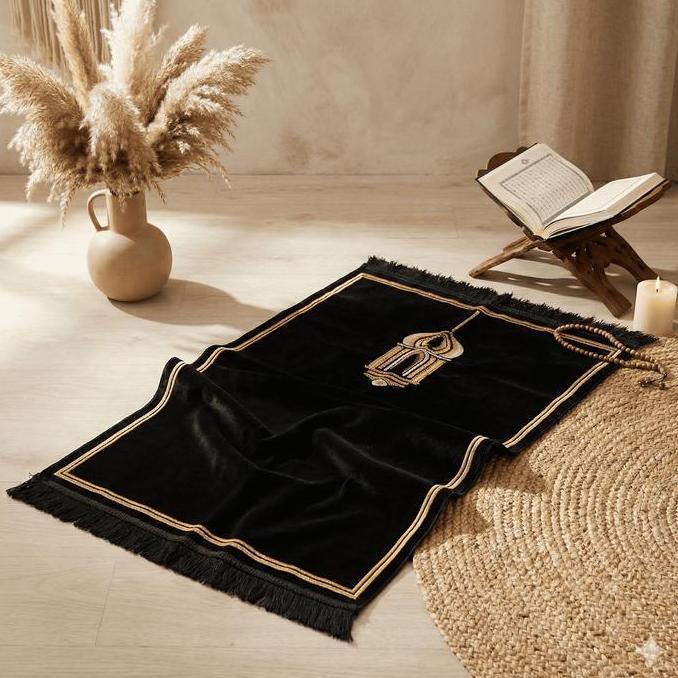 Relig- Kiswah Series Sajadah Hitam Turki Premium Ukuran 70X110Cm Dan 55X105Cm Bahan Halus Lembut Sej