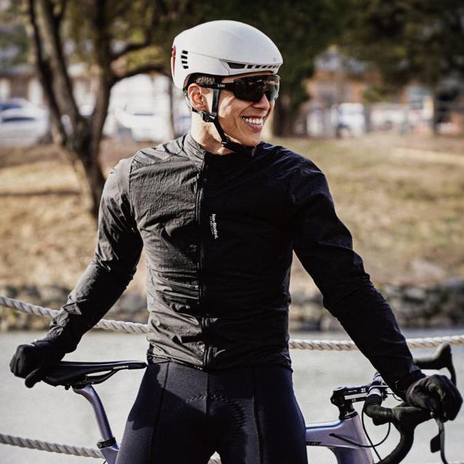 Helm Sepeda - CRNK GENETIC- WHITE