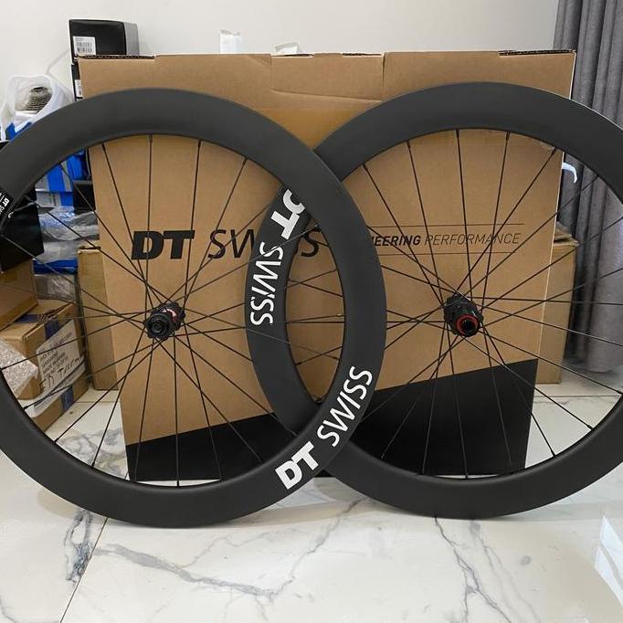 Wheelset Roadbike DT Swiss 700C ARC1100 60 mm Discbrake