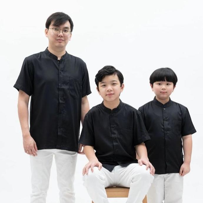 KEMEJA KERAH KOKO LENGAN PENDEK TOYOBO COUPLE ANAK-AYAH / WARNA HITAM