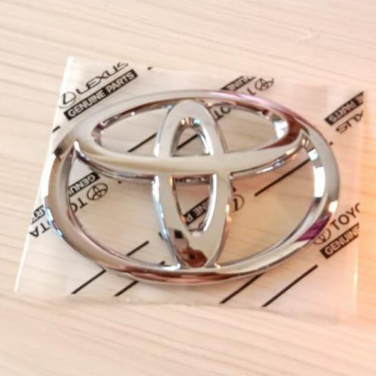 Logo Emblem Lambang Grill Depan Toyota Inova Grand 2010 2015 Original Termurah
