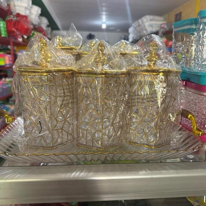 Toples akrilik kaca cantik