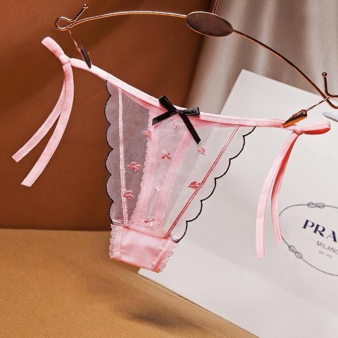 Celana Dalam Wanita y Low Waist G String Tali Renda samping C2390