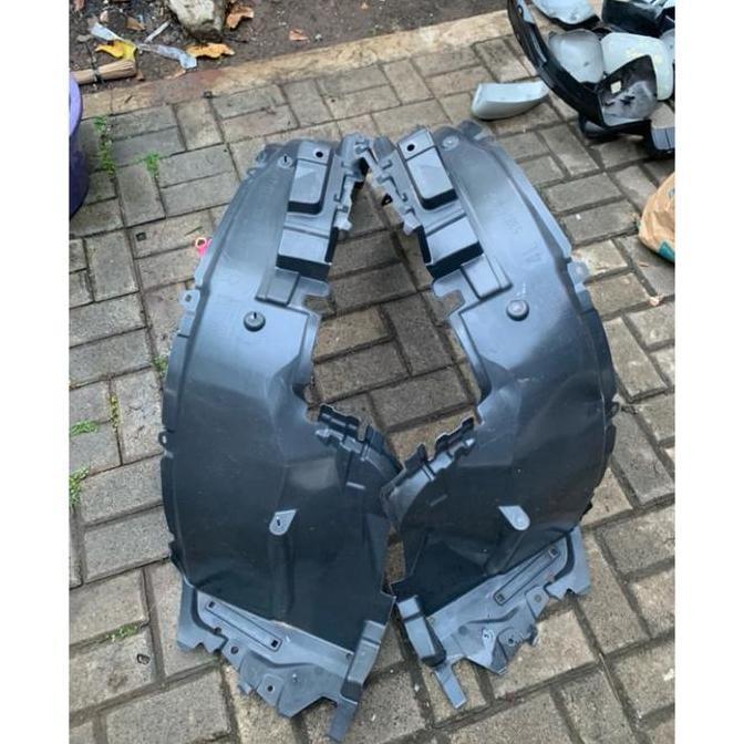 Liner fender Rush terios 2019-2023 original / spakbor depan rush terios original