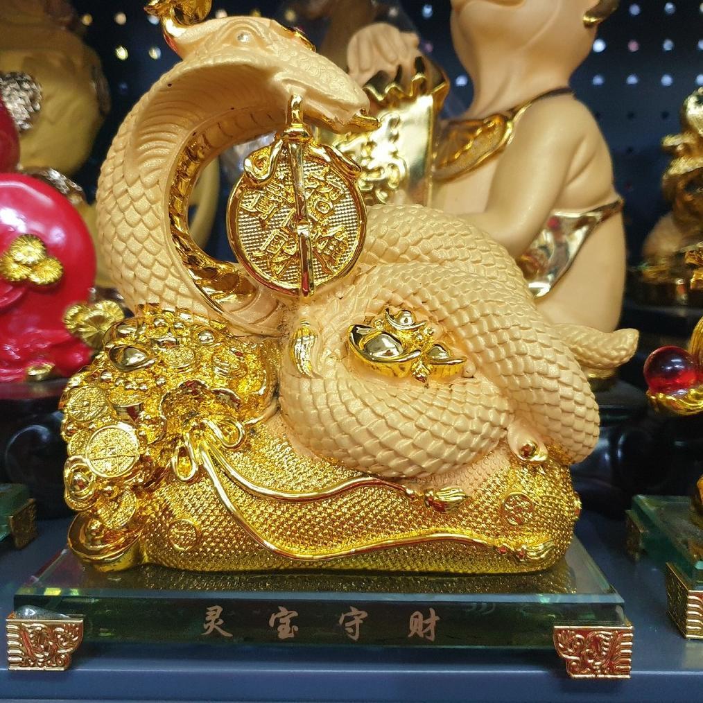 Patung Ular Kobra Rejeki Shio Emas Gold 18 Cm Kaca Resin Pajangan Meja